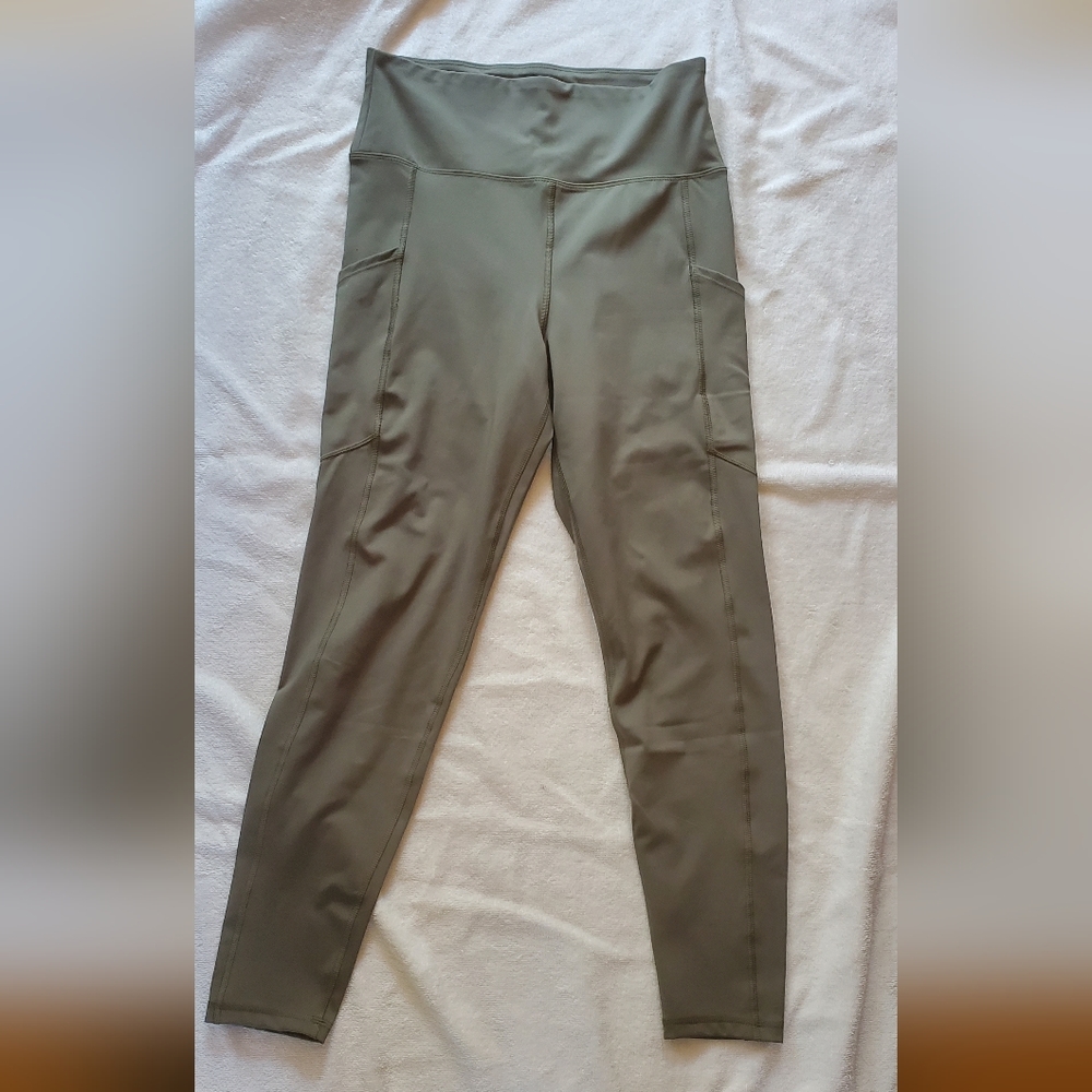 American Eagle The Everything Pocket Legging